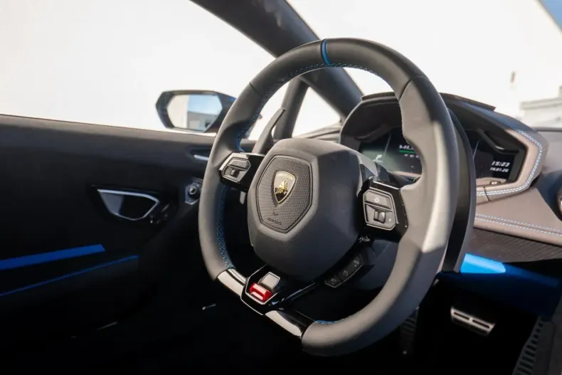 Lamborghini Huracán din 2025 cu 1.850 km - oferta LAM193417 - foto 15