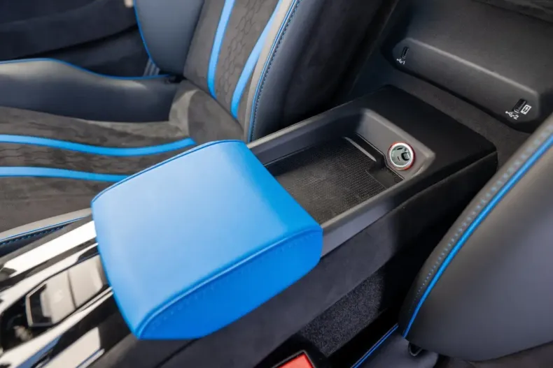 Lamborghini Huracán din 2025 cu 1.850 km - oferta LAM193417 - foto 17