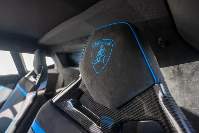 Lamborghini Huracán din 2025 cu 1.850 km - oferta LAM193417 - foto 23