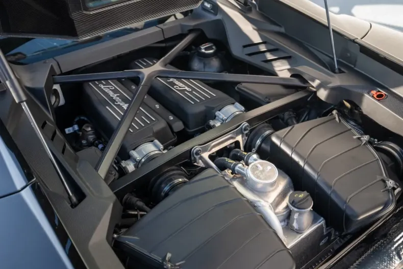 Lamborghini Huracán din 2025 cu 1.850 km - oferta LAM193417 - foto 30