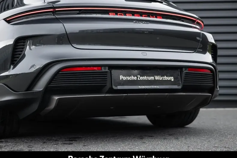 Porsche Taycan din 2025 cu 15.900 km - oferta POR193418 - foto 9