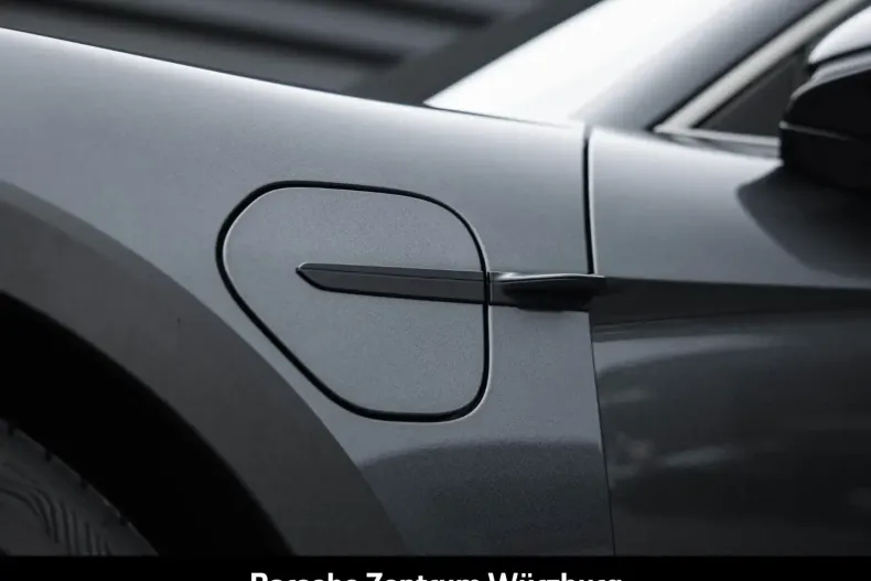 Porsche Taycan din 2025 cu 15.900 km - oferta POR193418 - foto 11