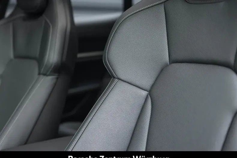 Porsche Taycan din 2025 cu 15.900 km - oferta POR193418 - foto 37