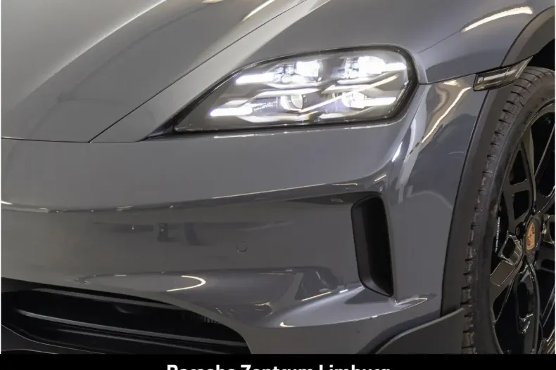 Porsche Taycan din 2025 cu 14.900 km - oferta POR193419 - foto 7