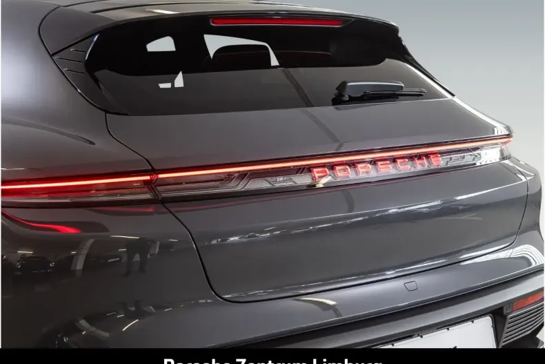 Porsche Taycan din 2025 cu 14.900 km - oferta POR193419 - foto 8