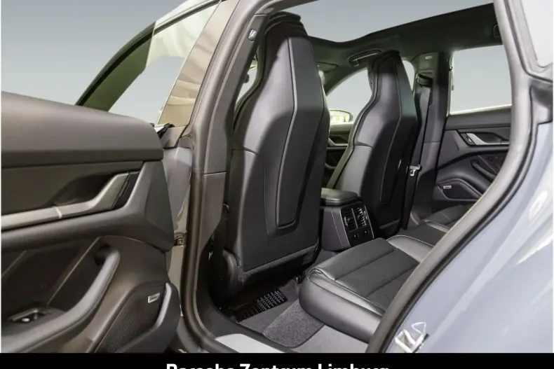 Porsche Taycan din 2025 cu 14.900 km - oferta POR193419 - foto 30