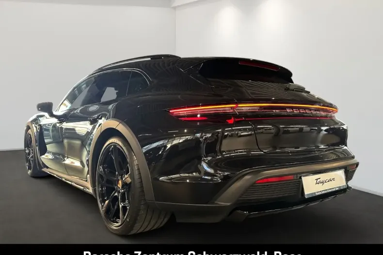 Porsche Taycan din 2025 cu 18.900 km - oferta POR193420 - foto 3