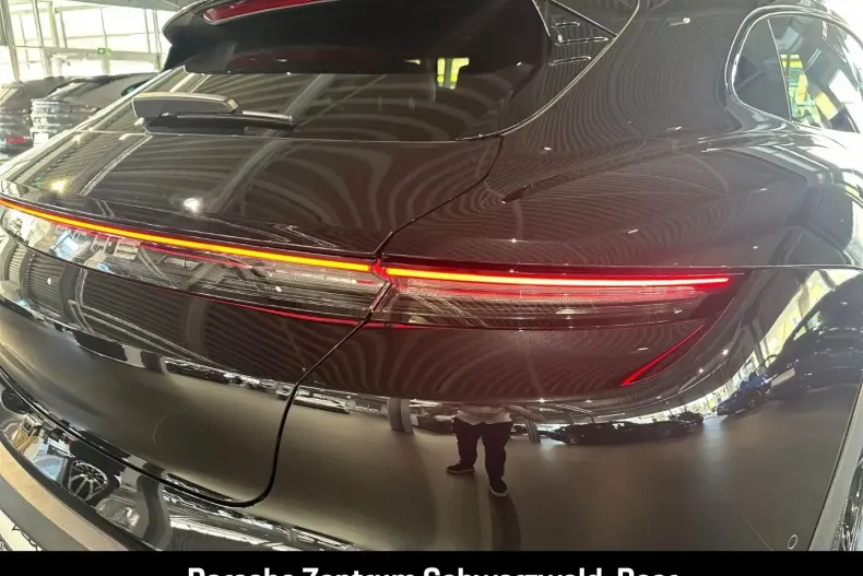 Porsche Taycan din 2025 cu 18.900 km - oferta POR193420 - foto 14