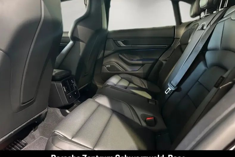 Porsche Taycan din 2025 cu 18.900 km - oferta POR193420 - foto 16