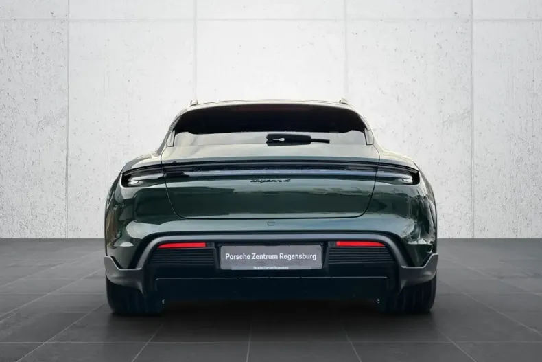 Porsche Taycan din 2025 cu 9.900 km - oferta POR193422 - foto 5