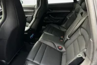 Porsche Taycan din 2025 cu 9.900 km - oferta POR193422 - foto 8