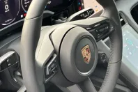 Porsche Taycan din 2025 cu 9.900 km - oferta POR193422 - foto 13