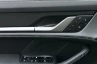 Porsche Taycan din 2025 cu 9.900 km - oferta POR193422 - foto 22