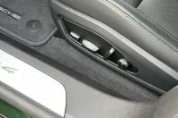 Porsche Taycan din 2025 cu 9.900 km - oferta POR193422 - foto 24