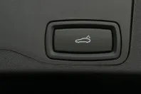 Porsche Taycan din 2025 cu 9.900 km - oferta POR193422 - foto 25