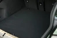 Porsche Taycan din 2025 cu 9.900 km - oferta POR193422 - foto 26