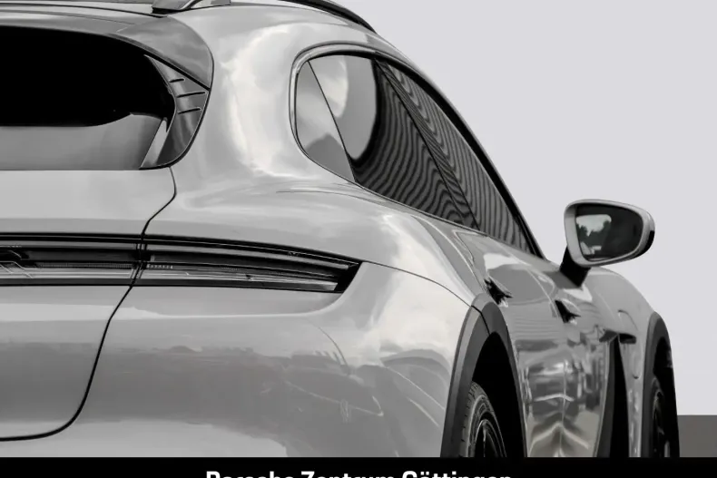 Porsche Taycan din 2025 cu 7.991 km - oferta POR193423 - foto 3