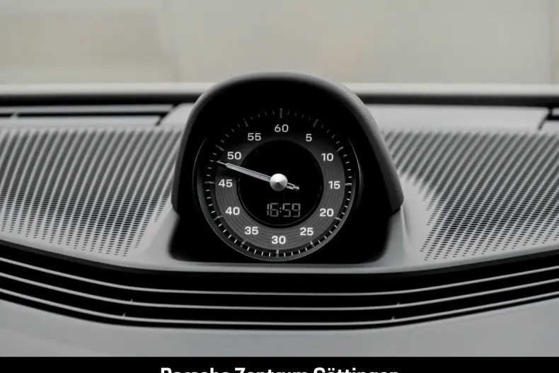 Porsche Taycan din 2025 cu 7.991 km - oferta POR193423 - foto 10