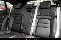 Porsche Taycan din 2025 cu 7.991 km - oferta POR193423 - foto 17