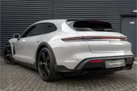 Porsche Taycan din 2025 cu 18.999 km - oferta POR193424 - foto 3