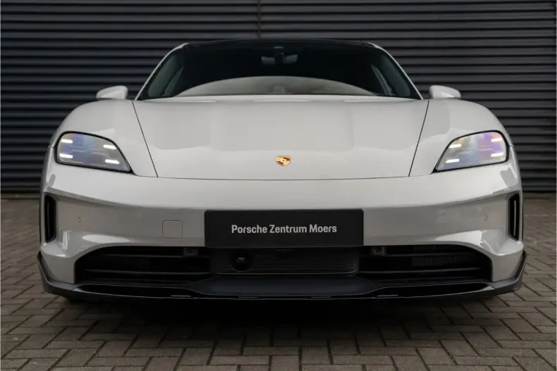 Porsche Taycan din 2025 cu 18.999 km - oferta POR193424 - foto 6