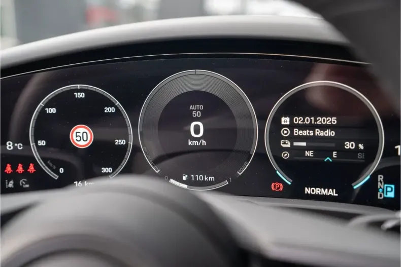 Porsche Taycan din 2025 cu 18.999 km - oferta POR193424 - foto 15