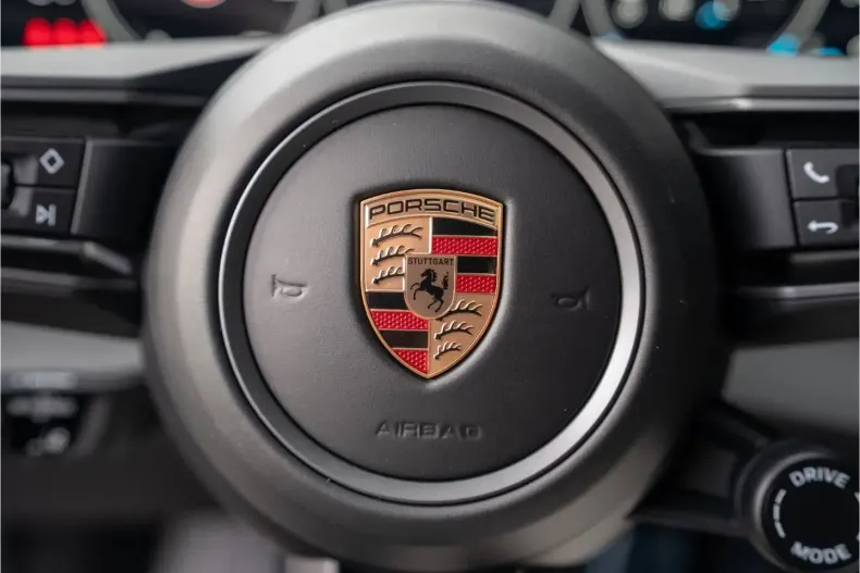 Porsche Taycan din 2025 cu 18.999 km - oferta POR193424 - foto 18