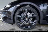 Porsche Taycan din 2025 cu 15.900 km - oferta POR193426 - foto 11