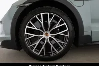 Porsche Taycan din 2025 cu 14.900 km - oferta POR193427 - foto 8