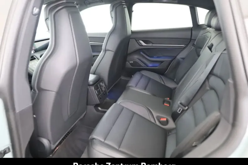 Porsche Taycan din 2025 cu 14.900 km - oferta POR193427 - foto 15