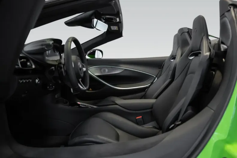 McLaren Artura din 2025 cu 3.999 km - oferta MCL193428 - foto 20