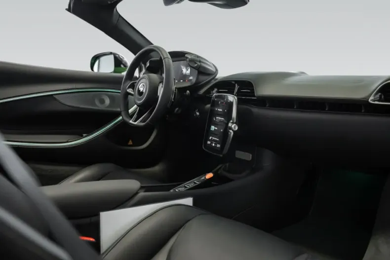 McLaren Artura din 2025 cu 3.999 km - oferta MCL193428 - foto 23