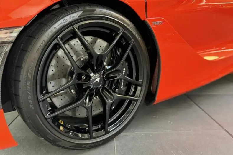 McLaren 750S din 2024 cu 5.910 km - oferta MCL193429 - foto 12