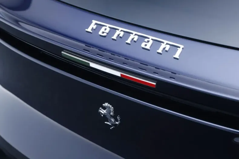 Ferrari Purosangue din 2024 cu 2.300 km - oferta FER193432 - foto 34