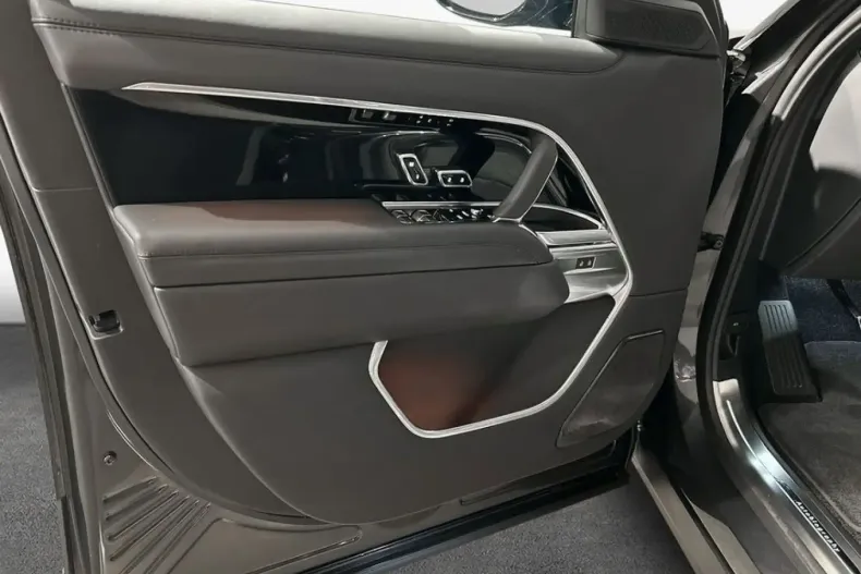 Land Rover Range Rover din 2024 cu 23.500 km - oferta LAN193435 - foto 13