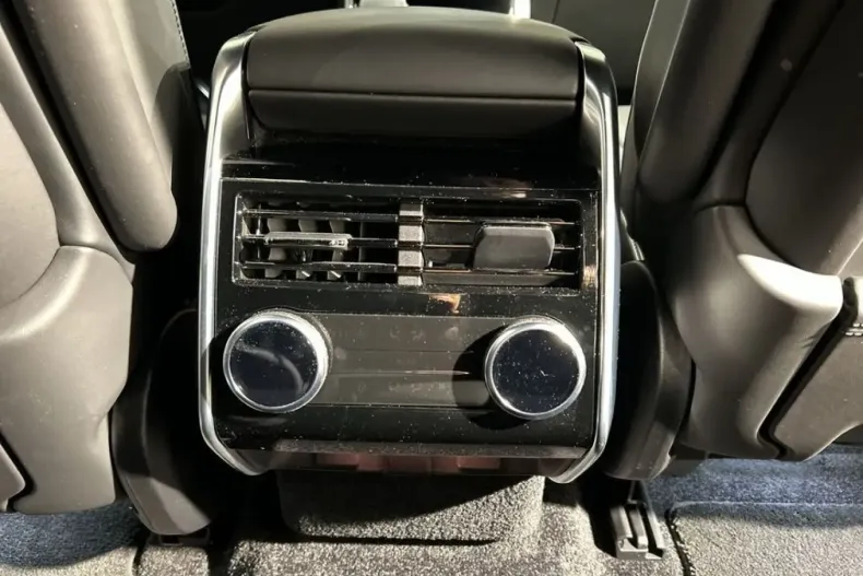 Land Rover Range Rover din 2024 cu 23.500 km - oferta LAN193435 - foto 16