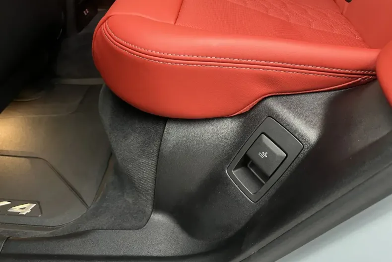 BMW X4 M (Seria X) din 2022 cu 25.850 km - oferta BMW193436 - foto 30