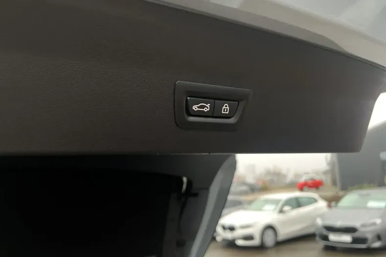 BMW X4 M (Seria X) din 2022 cu 25.850 km - oferta BMW193436 - foto 37