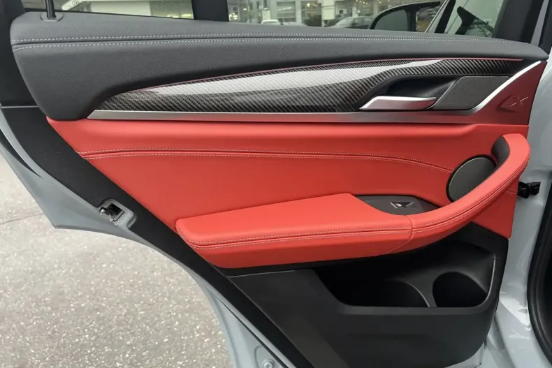 BMW X4 M (Seria X) din 2022 cu 25.850 km - oferta BMW193436 - foto 39
