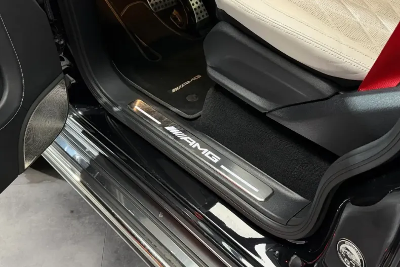 Mercedes-Benz G 63 AMG (Clasa G) din 2024 cu 12.151 km - oferta MER193438 - foto 11