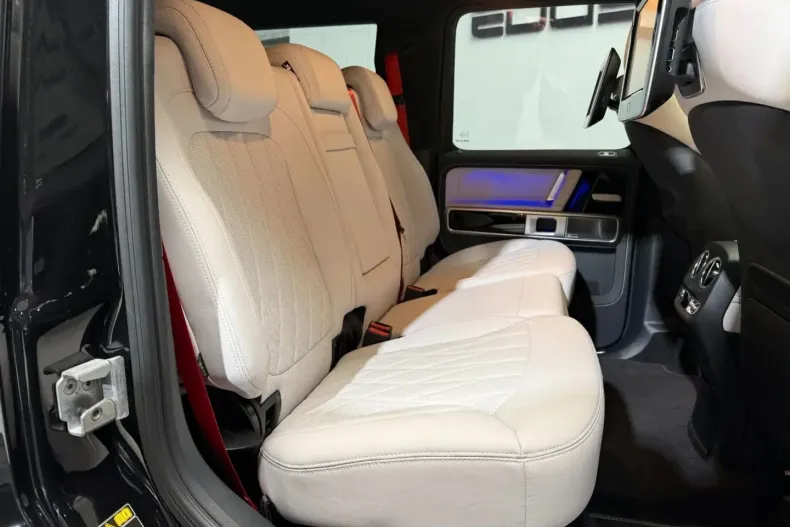 Mercedes-Benz G 63 AMG (Clasa G) din 2024 cu 12.151 km - oferta MER193438 - foto 21