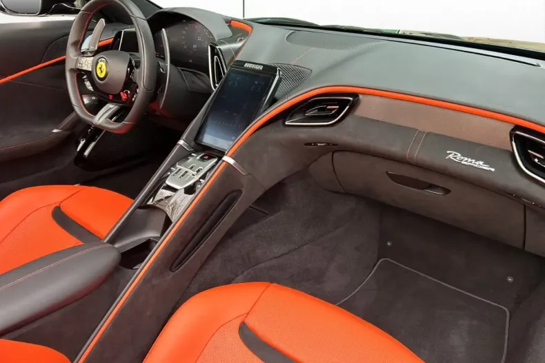 Ferrari Roma din 2024 cu 5.000 km - oferta FER193440 - foto 14