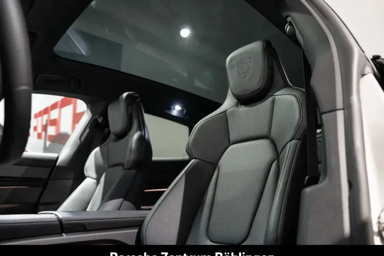 Porsche Taycan din 2025 cu 23.900 km - oferta POR193452 - foto 8