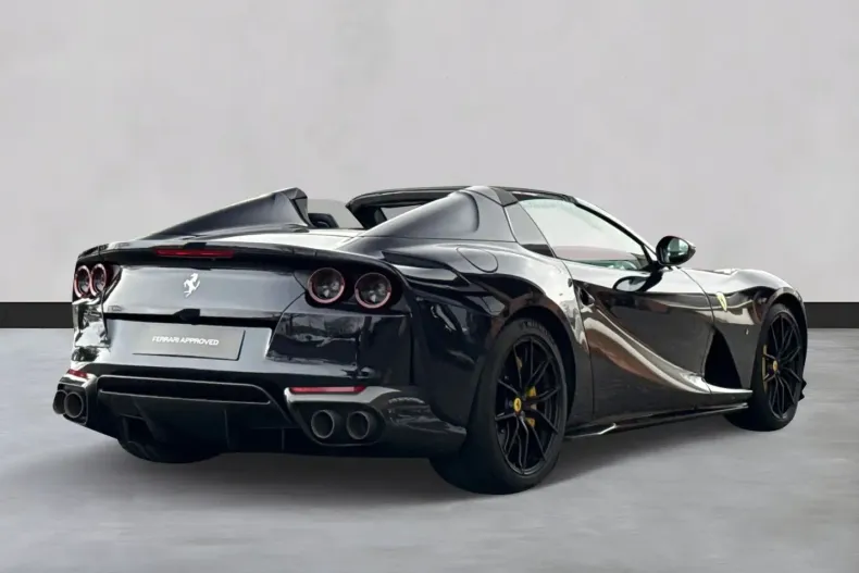 Ferrari 812 din 2023 cu 3.300 km - oferta FER193453 - foto 5