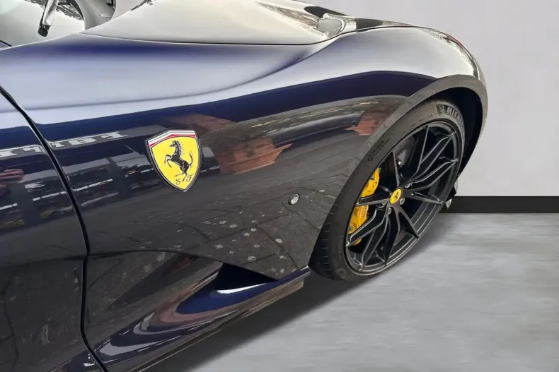 Ferrari 812 din 2023 cu 3.300 km - oferta FER193453 - foto 9