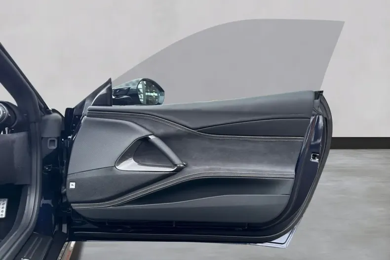 Ferrari 812 din 2023 cu 3.300 km - oferta FER193453 - foto 22