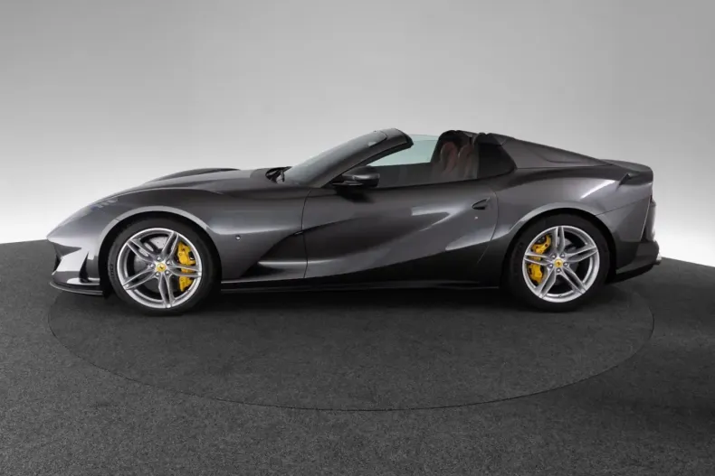 Ferrari 812 din 2023 cu 5.690 km - oferta FER193455 - foto 2