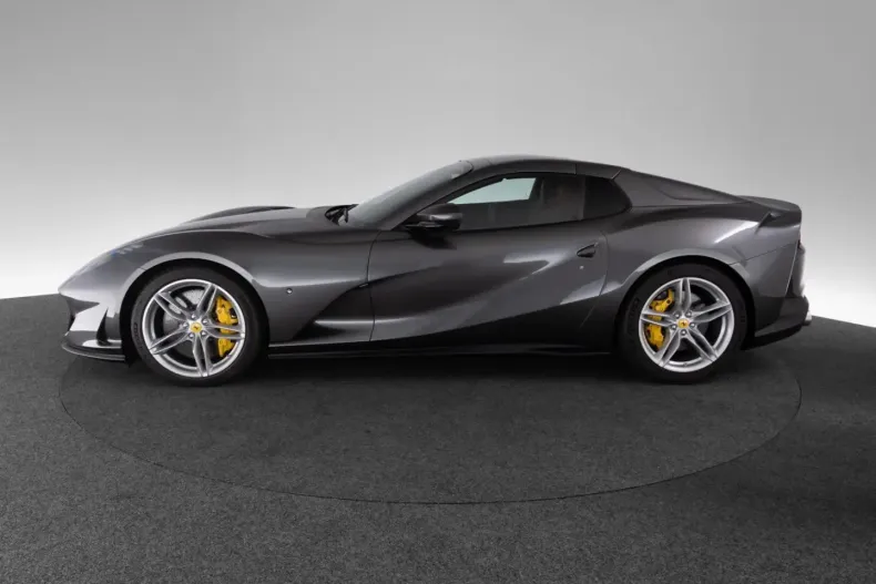 Ferrari 812 din 2023 cu 5.690 km - oferta FER193455 - foto 9