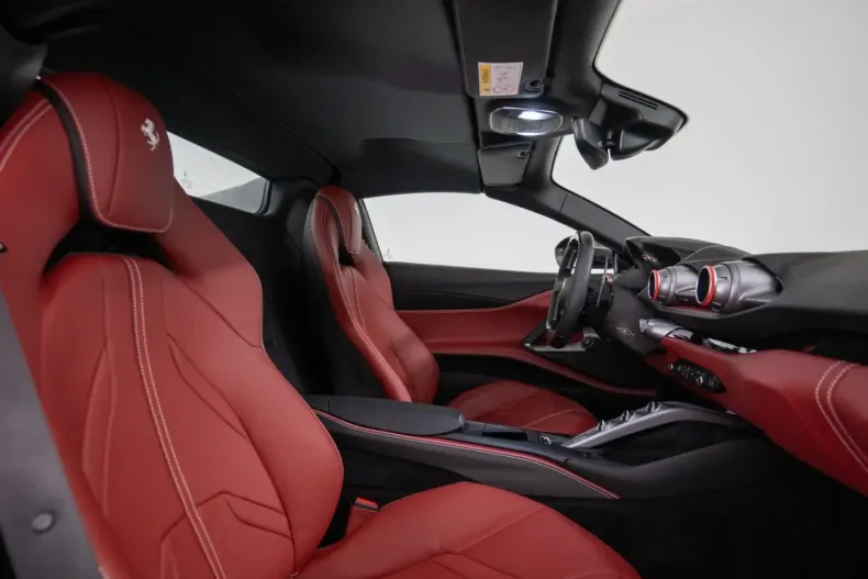 Ferrari 812 din 2023 cu 5.690 km - oferta FER193455 - foto 34