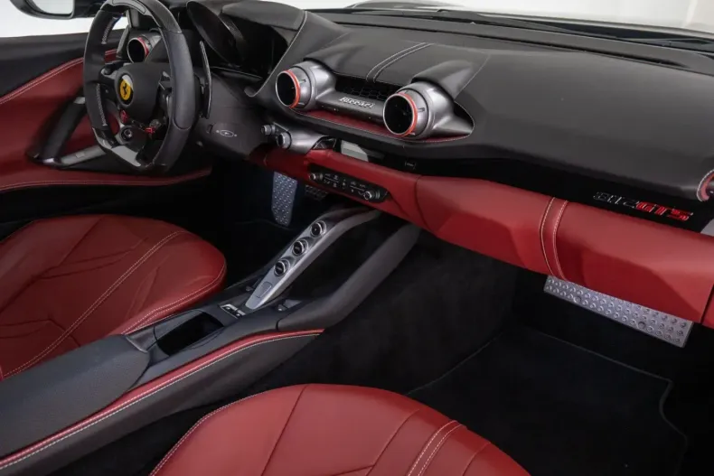 Ferrari 812 din 2023 cu 5.690 km - oferta FER193455 - foto 35